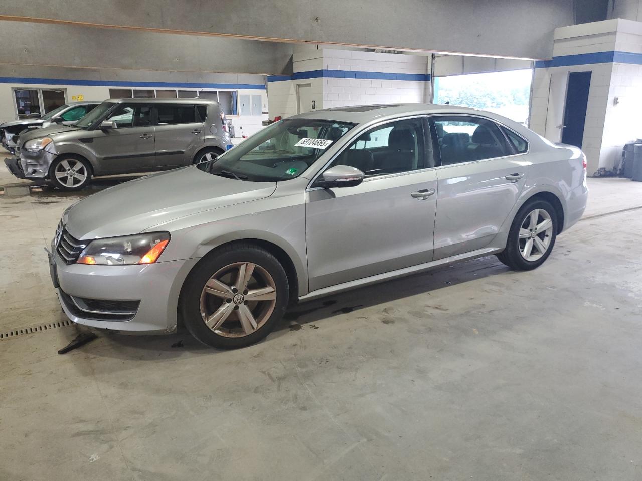 VOLKSWAGEN PASSAT SE 2012