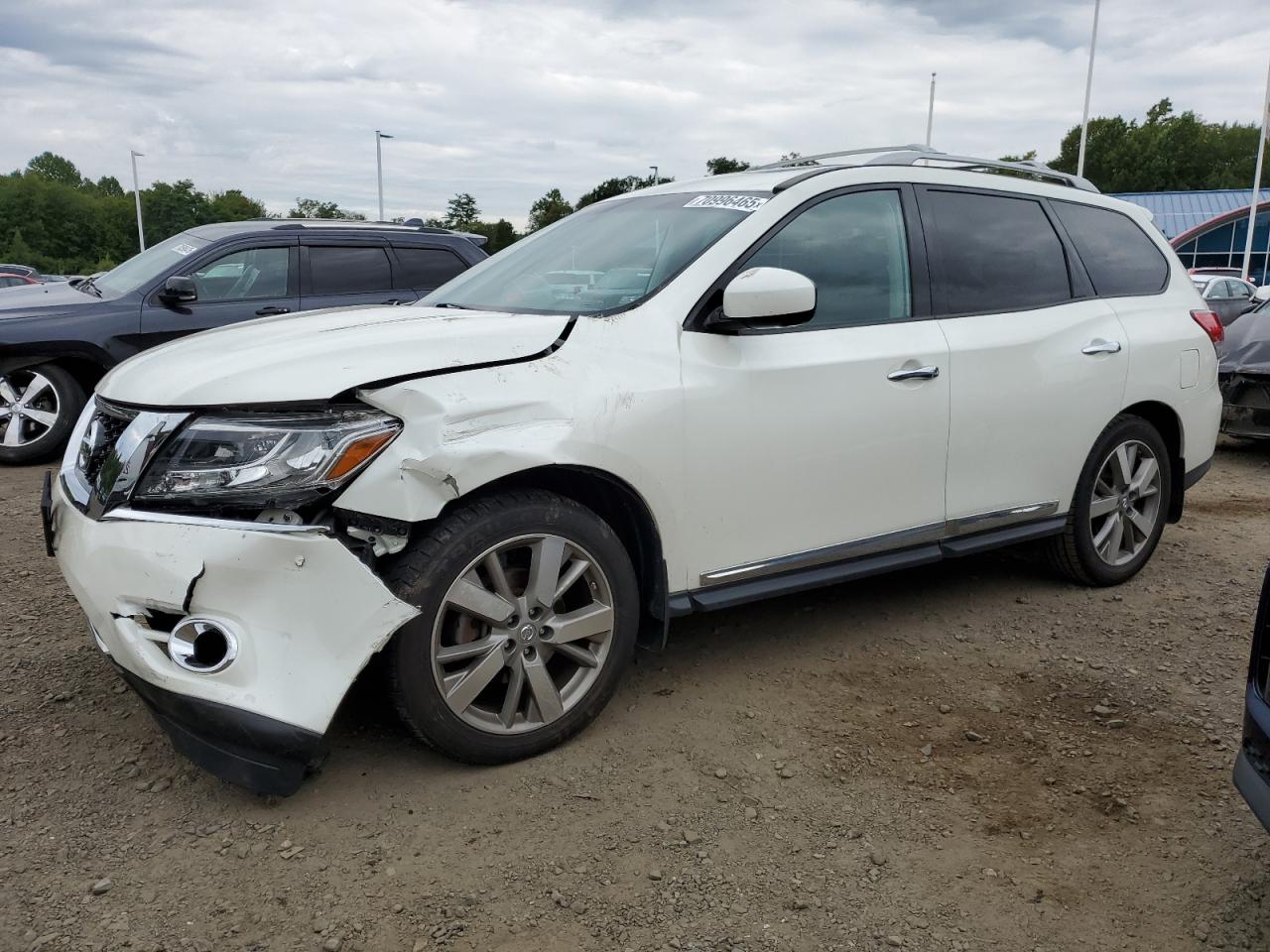 NISSAN PATHFINDER 2016