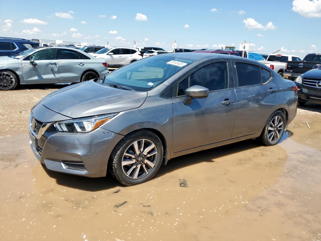 NISSAN VERSA SV 2021