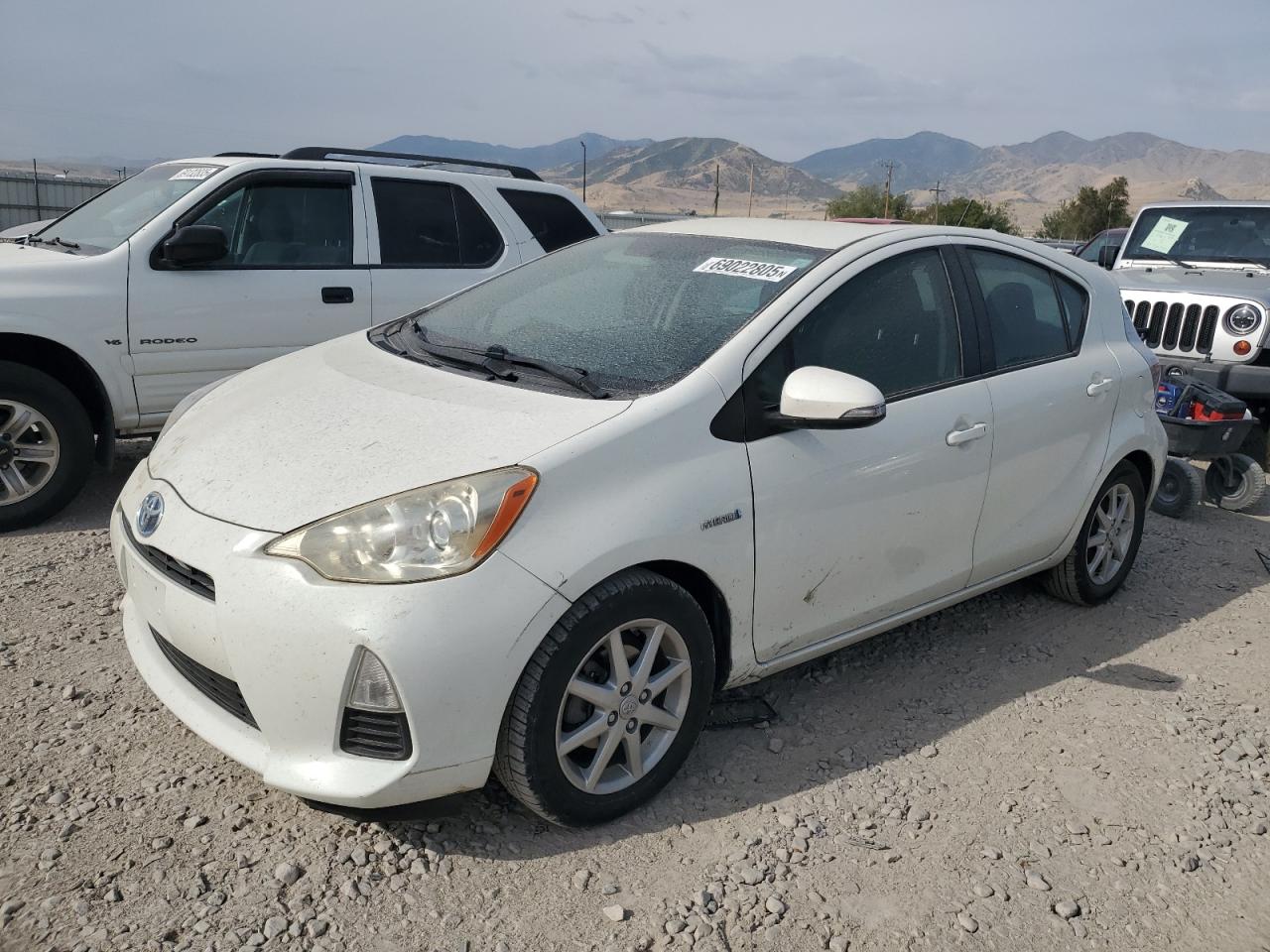 TOYOTA PRIUS C 2013