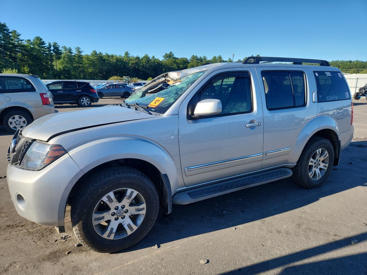 NISSAN PATHFINDER S 2011
