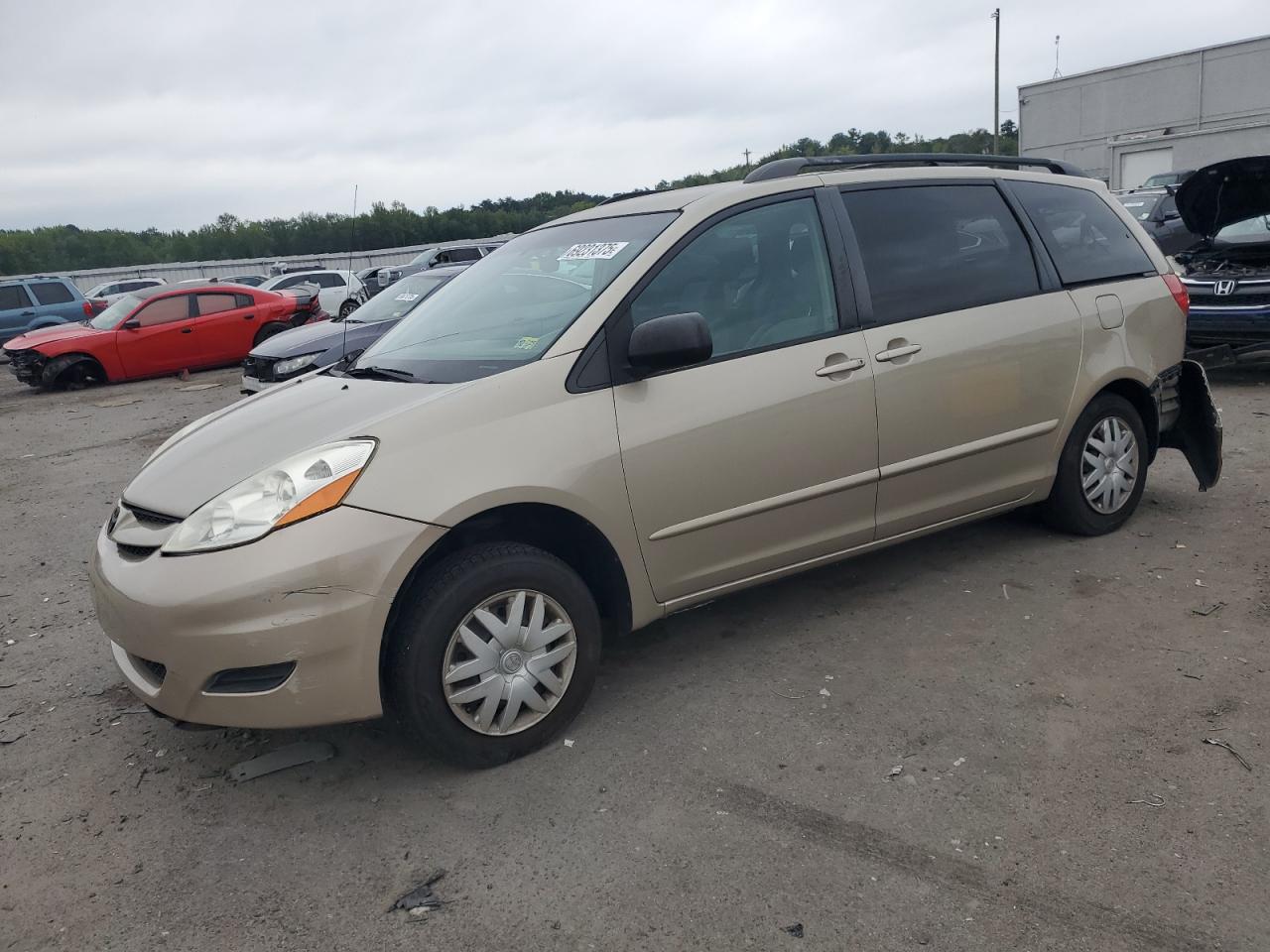 TOYOTA SIENNA CE 2006