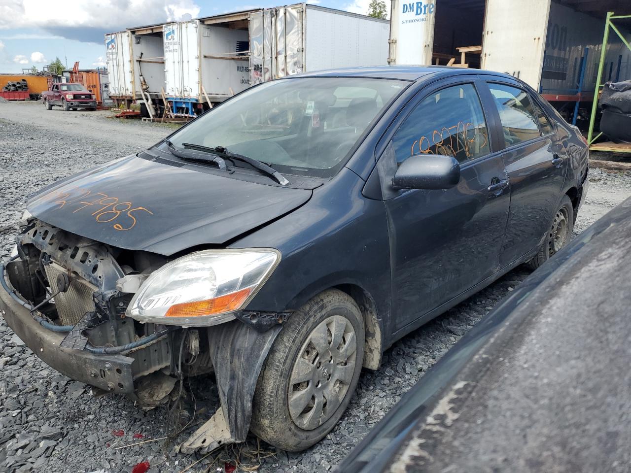 TOYOTA YARIS 2011