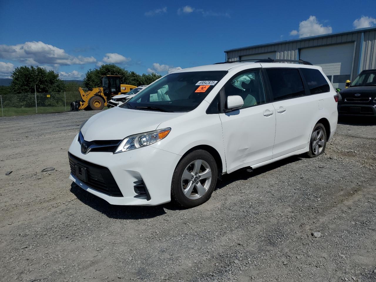 TOYOTA SIENNA LE 2020