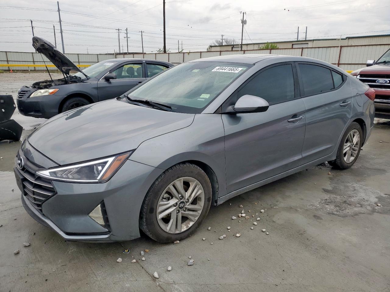 HYUNDAI ELANTRA SE 2019