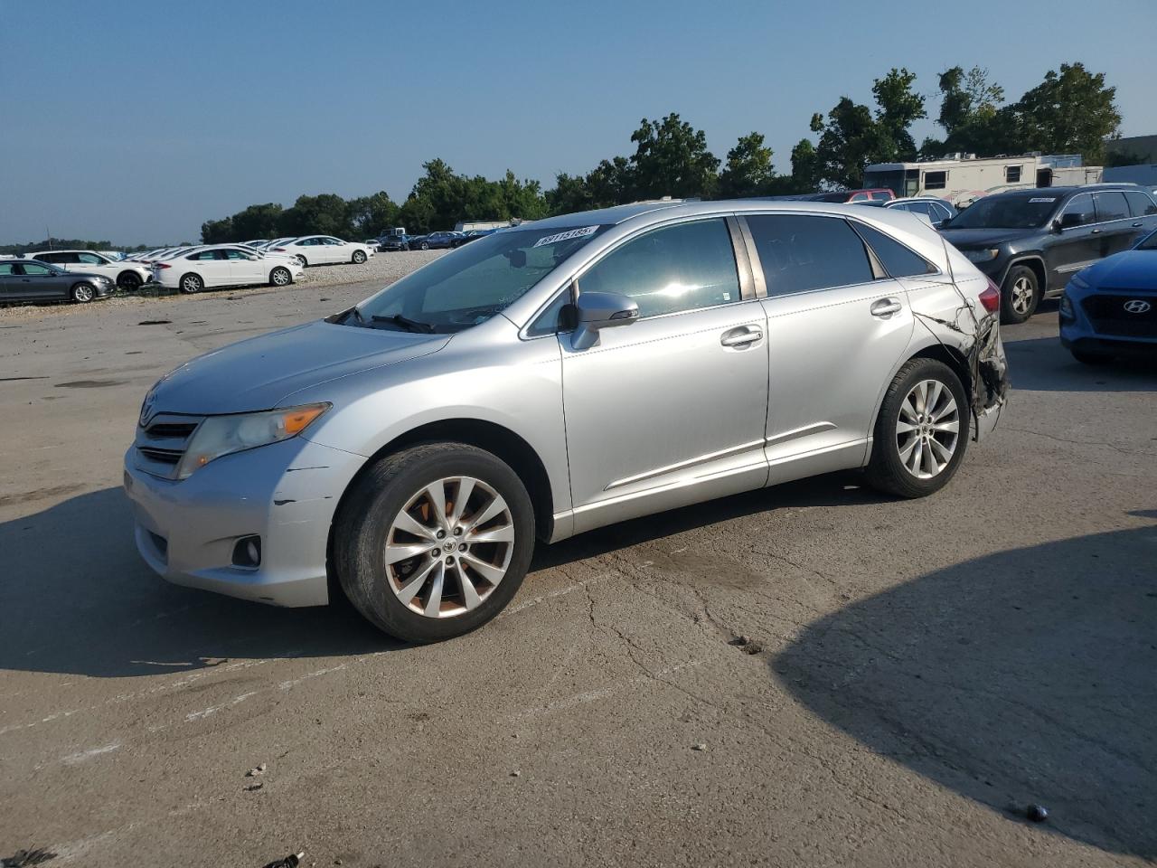 TOYOTA VENZA LE 2013
