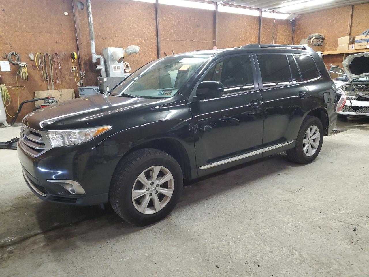 TOYOTA HIGHLANDER 2013