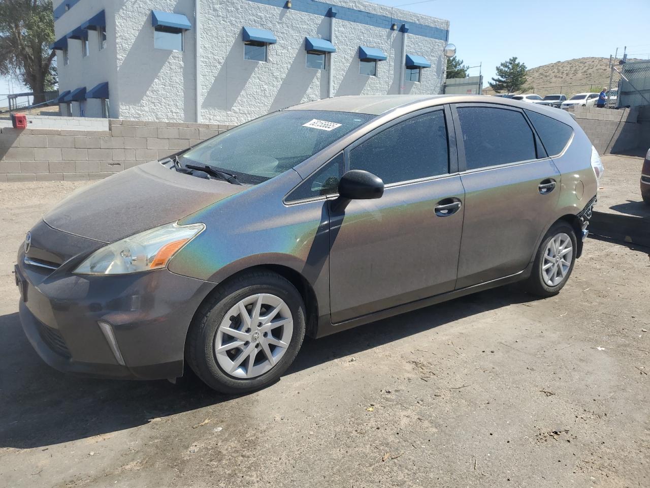 TOYOTA PRIUS V 2012
