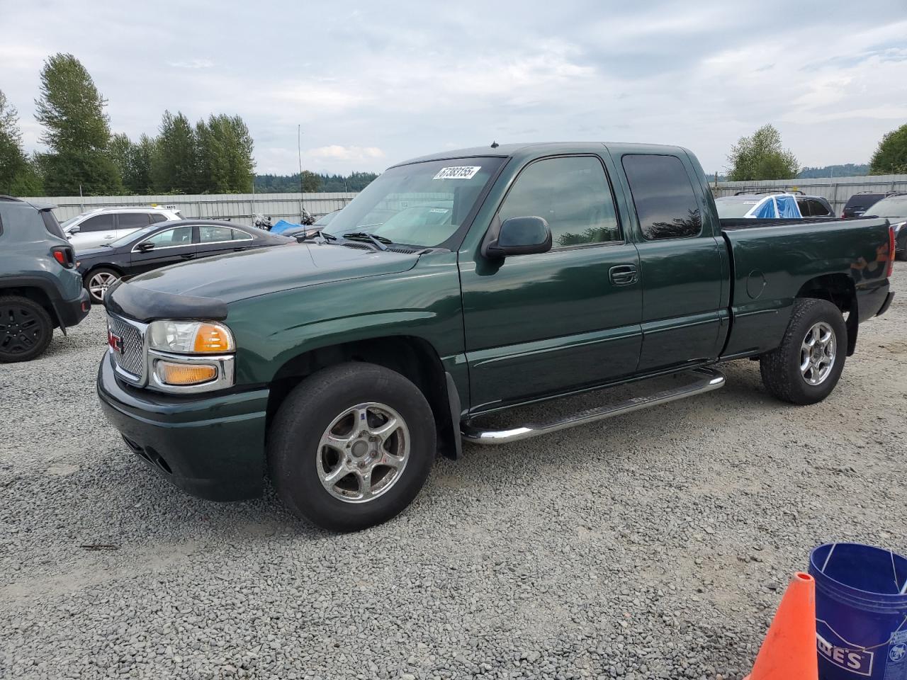 GMC SIERRA K1500 C3 2001
