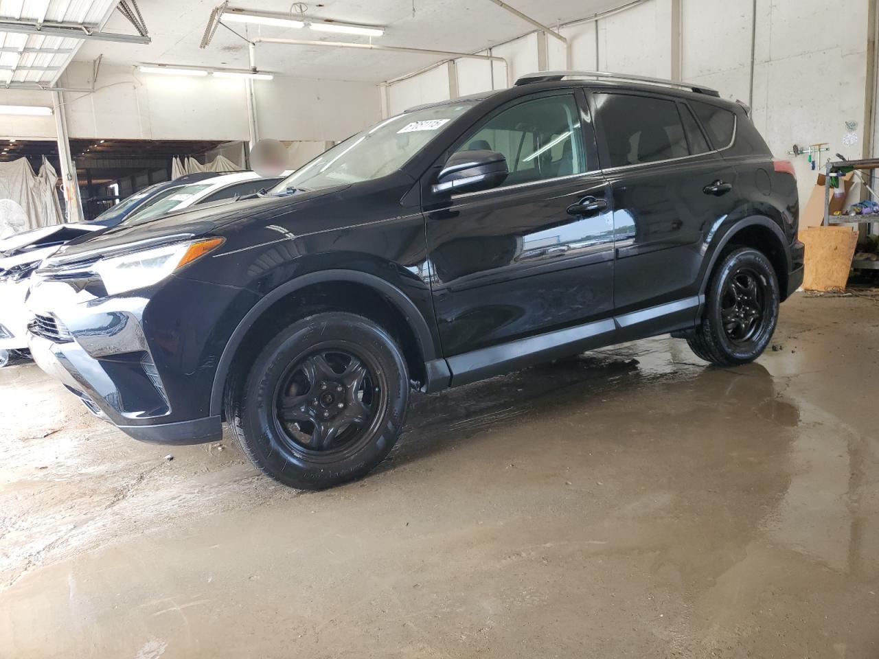 TOYOTA RAV4 LE 2016