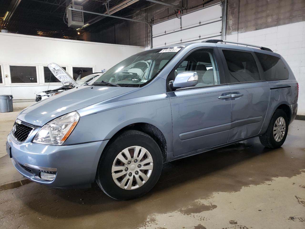 KIA SEDONA LX 2014