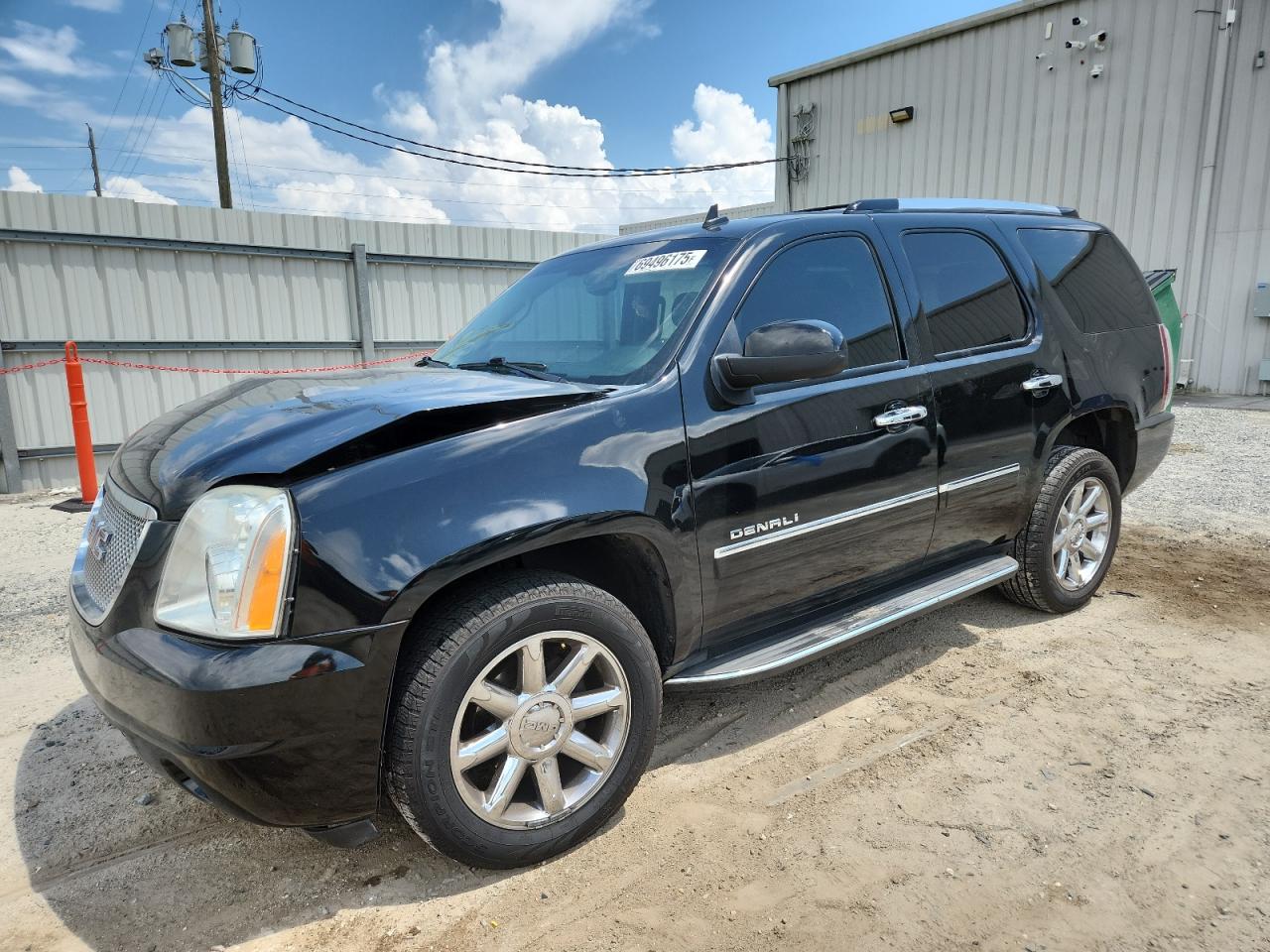 GMC YUKON DENA 2013