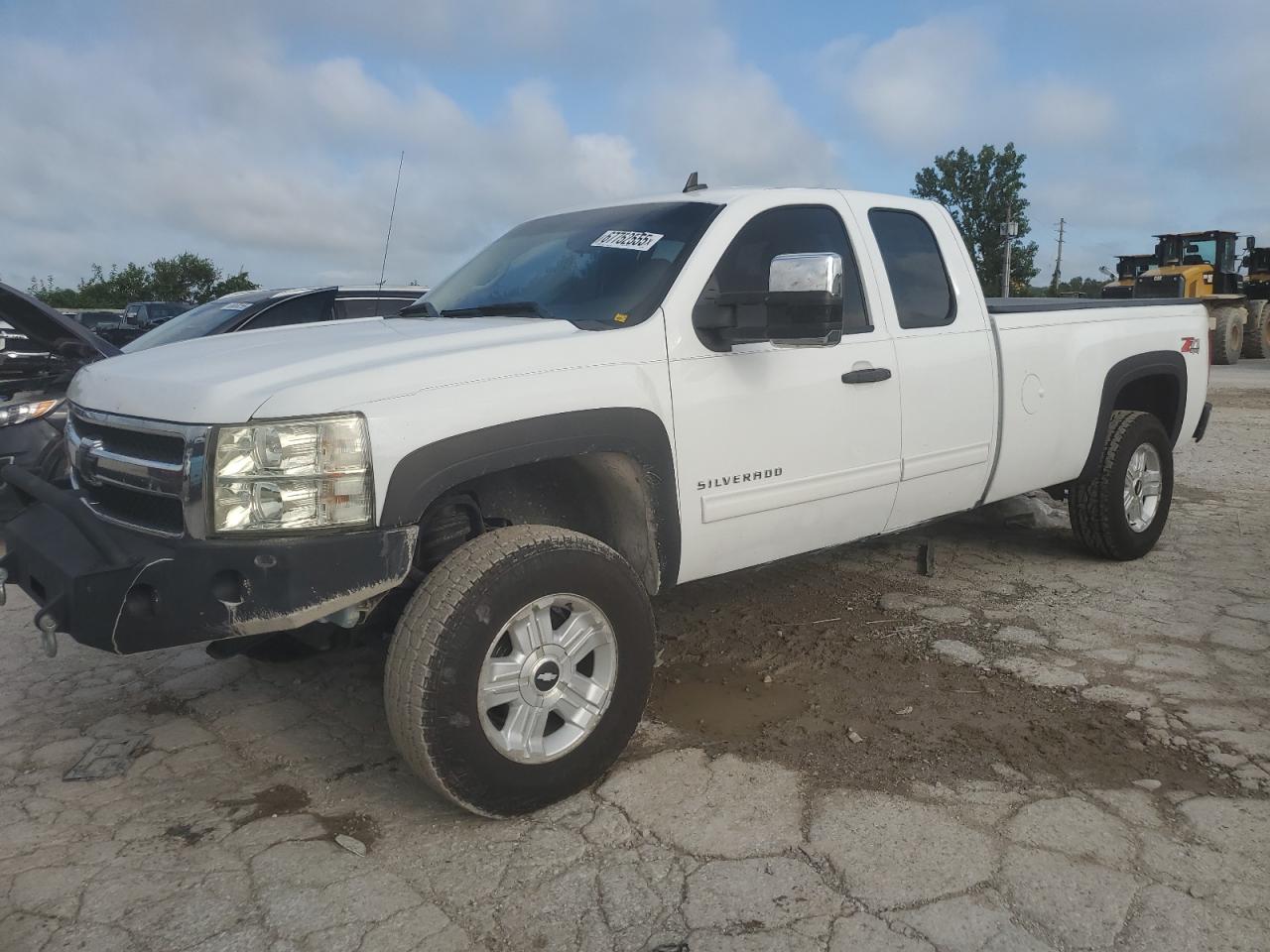 CHEVROLET SILVERADO 2011