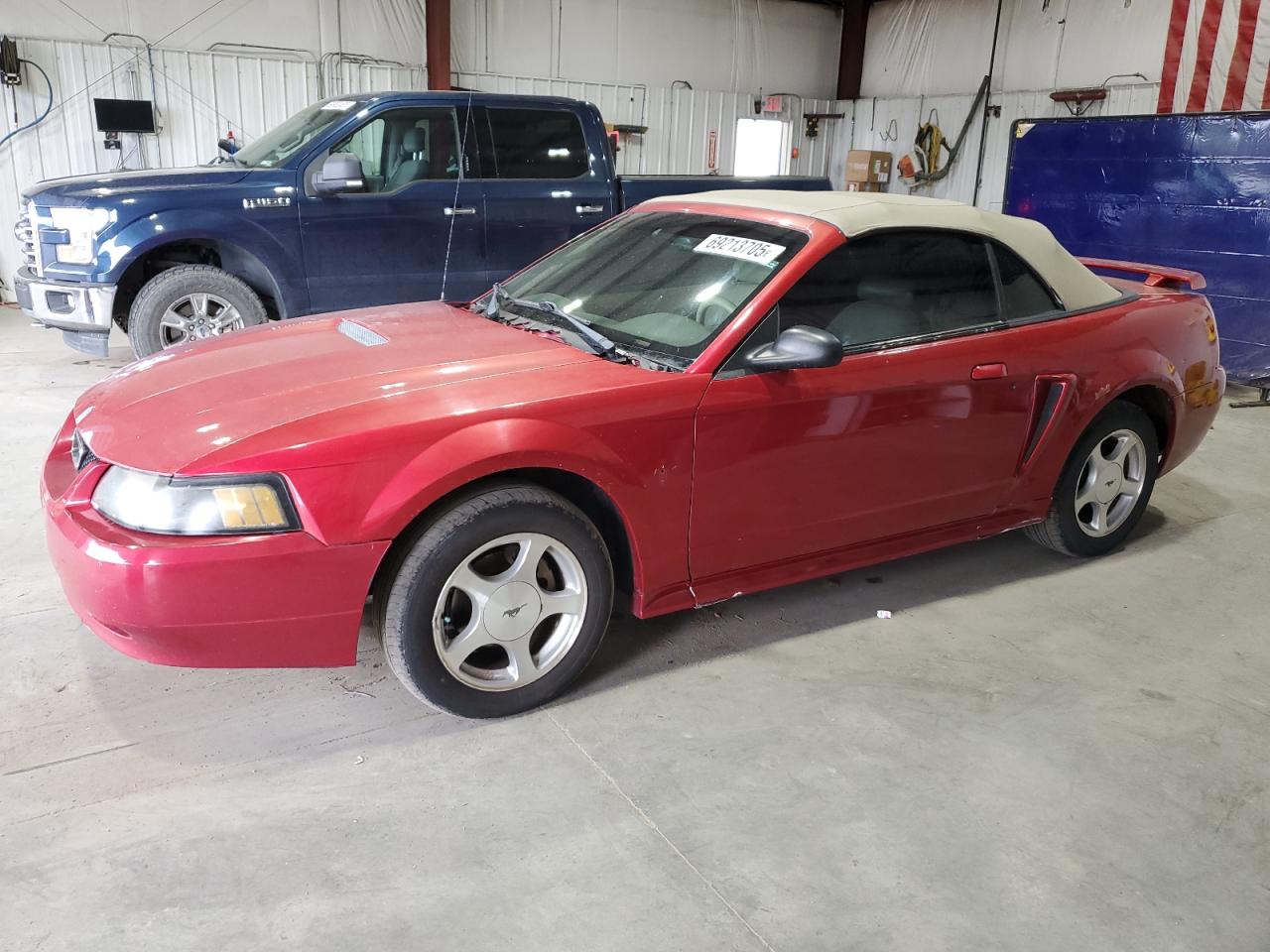 FORD MUSTANG 2001