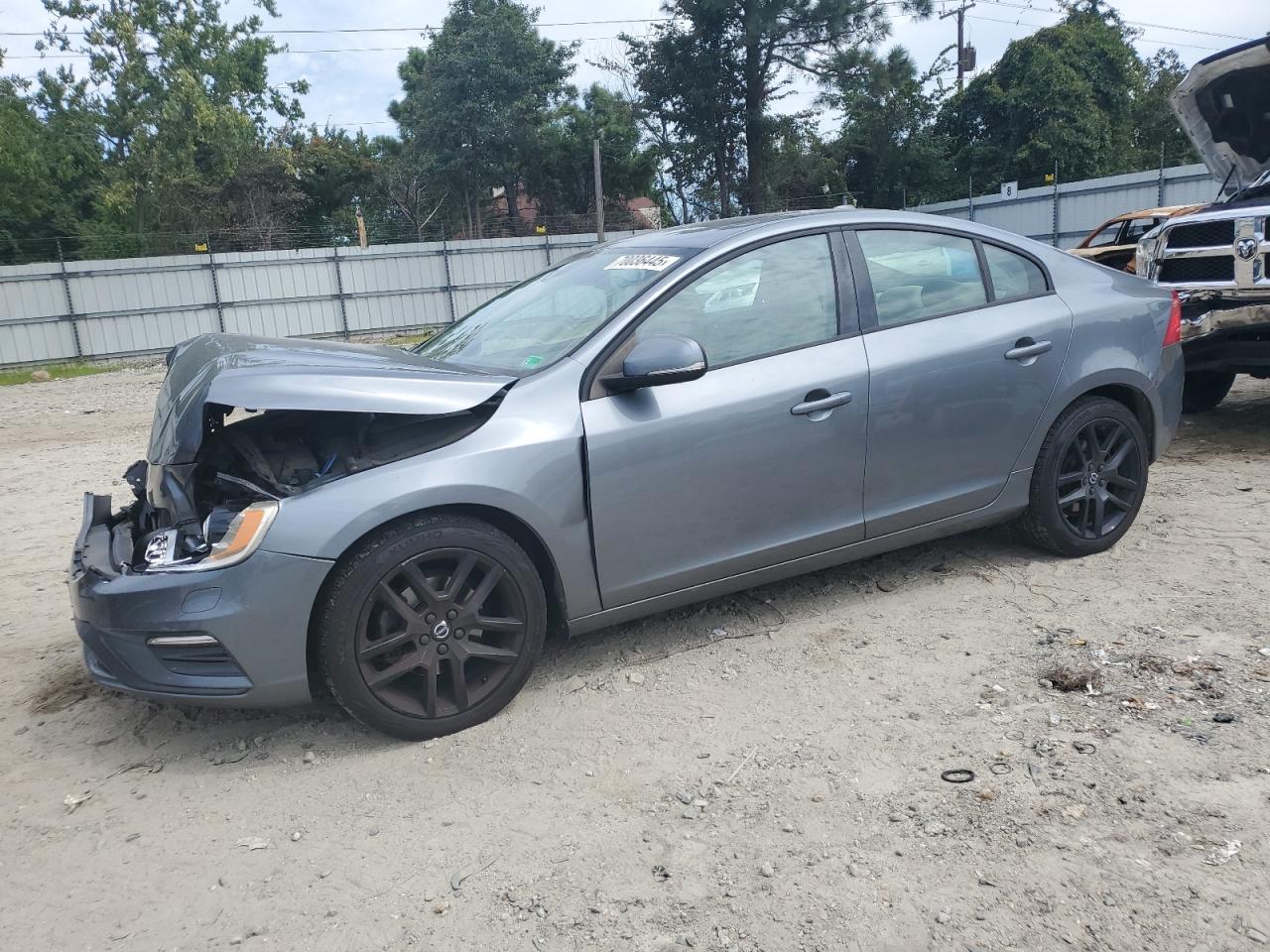 VOLVO S60 2017