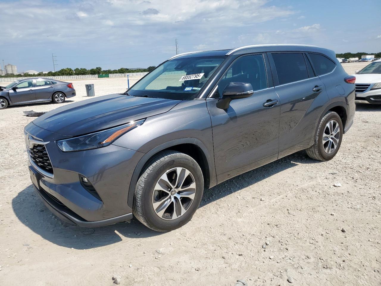 TOYOTA HIGHLANDER 2023