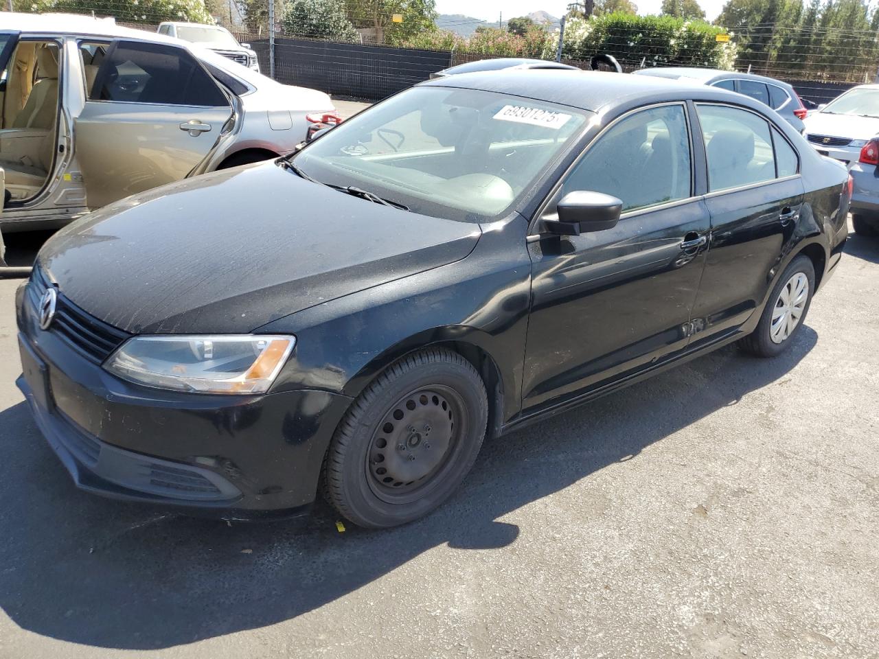 VOLKSWAGEN JETTA BASE 2012