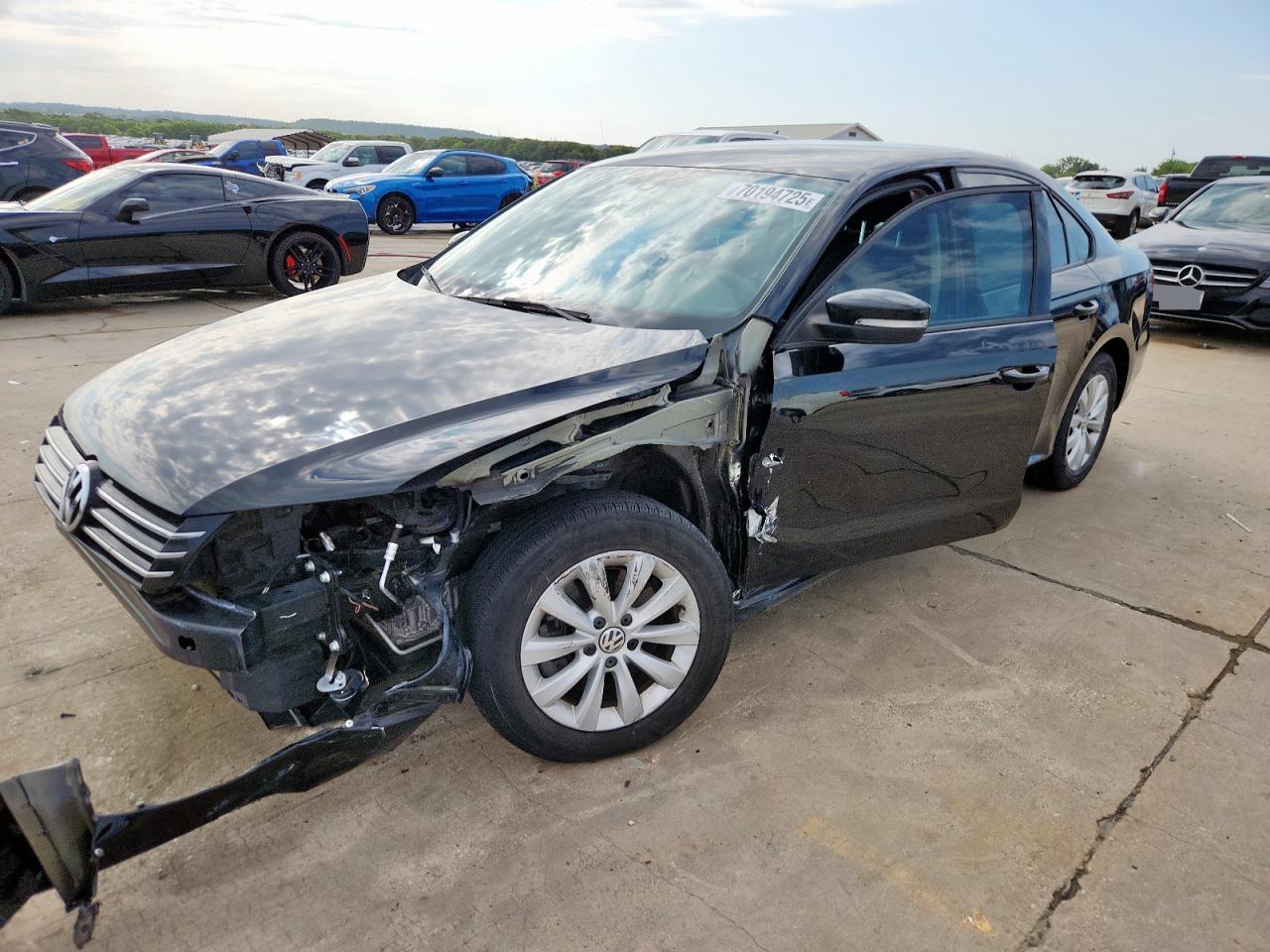 VOLKSWAGEN PASSAT S 2013