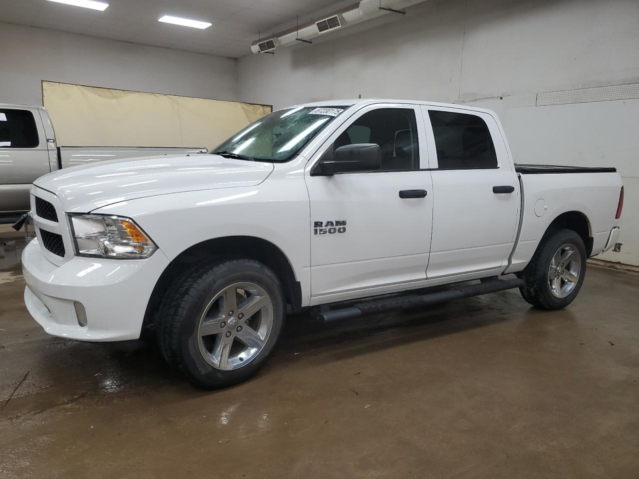 RAM 1500 ST 2015