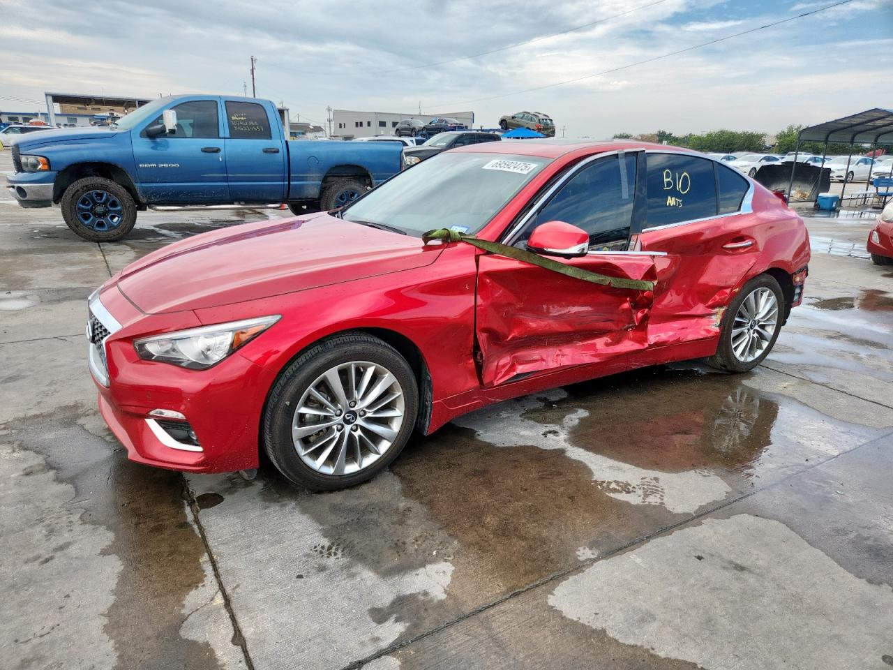 INFINITI Q50 LUXE 2023