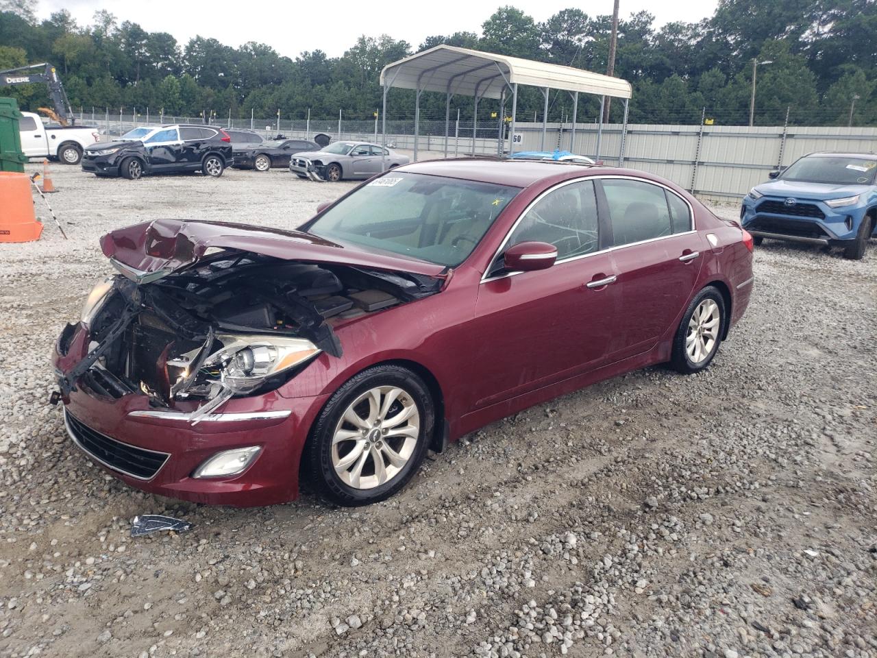 HYUNDAI GENESIS 3. 2012