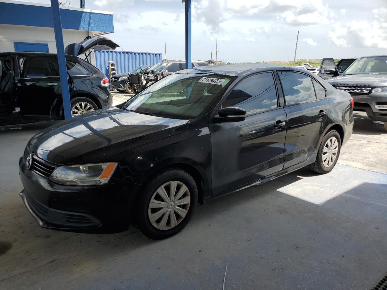 VOLKSWAGEN JETTA BASE 2011