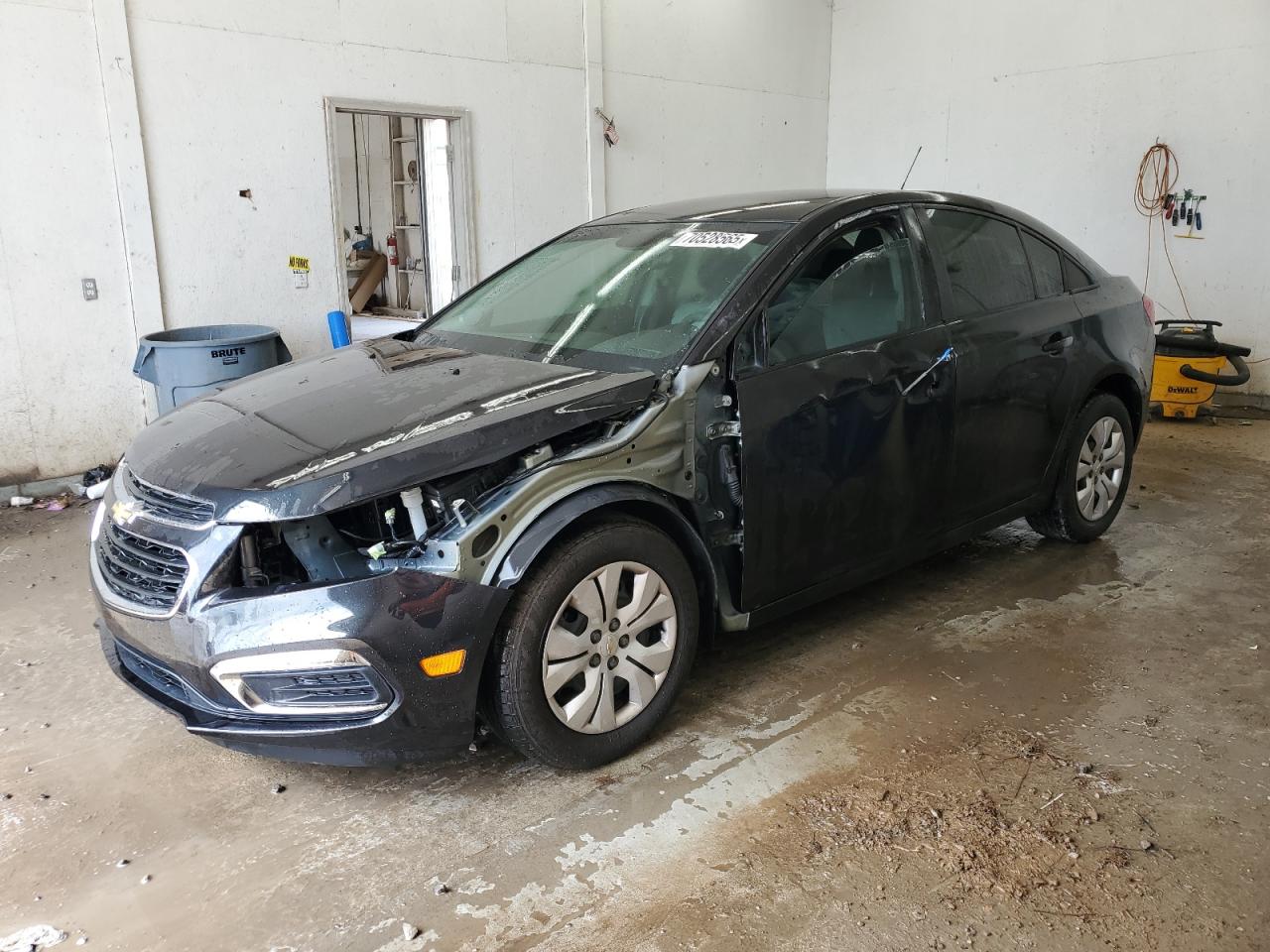 CHEVROLET CRUZE LS 2015
