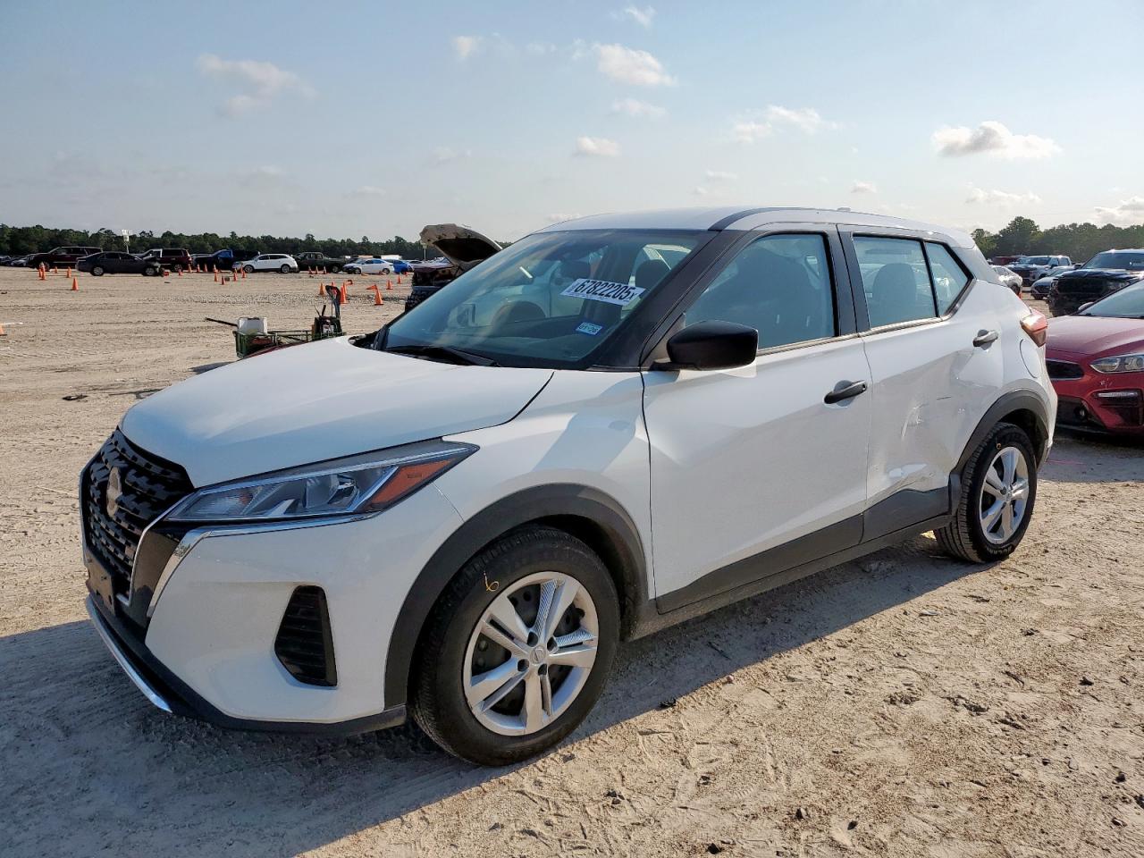 NISSAN KICKS S 2024