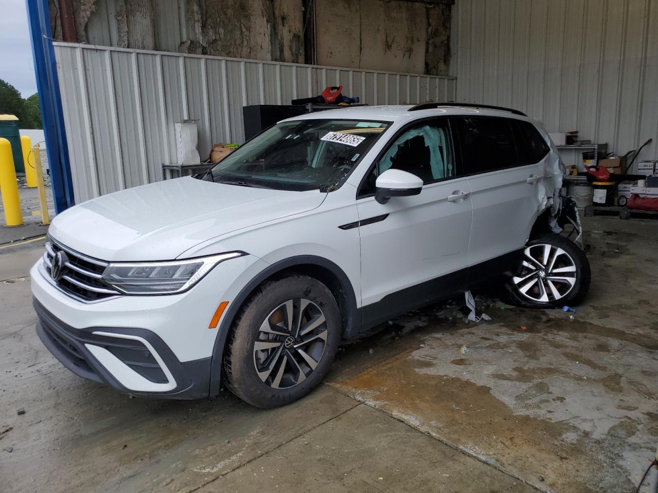 VOLKSWAGEN TIGUAN S 2024