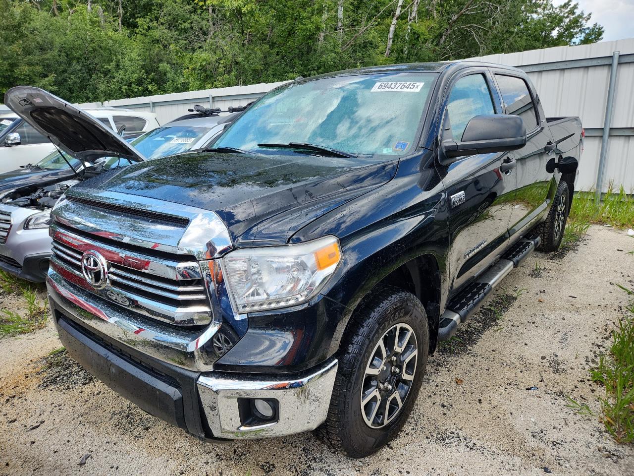 TOYOTA TUNDRA CRE 2017