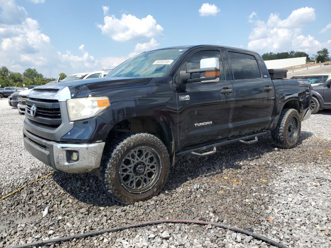 TOYOTA TUNDRA CRE 2015