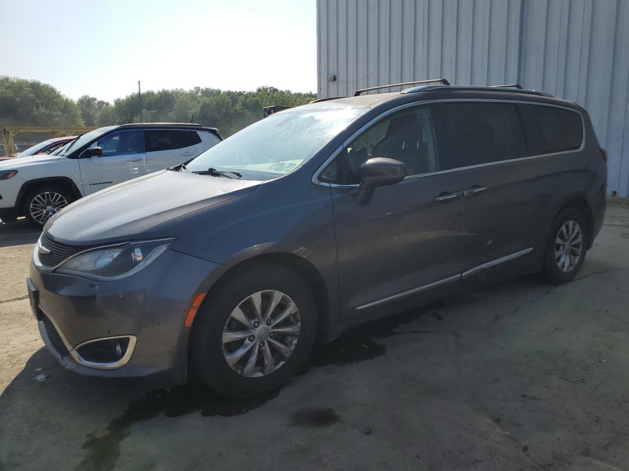 CHRYSLER PACIFICA 2018