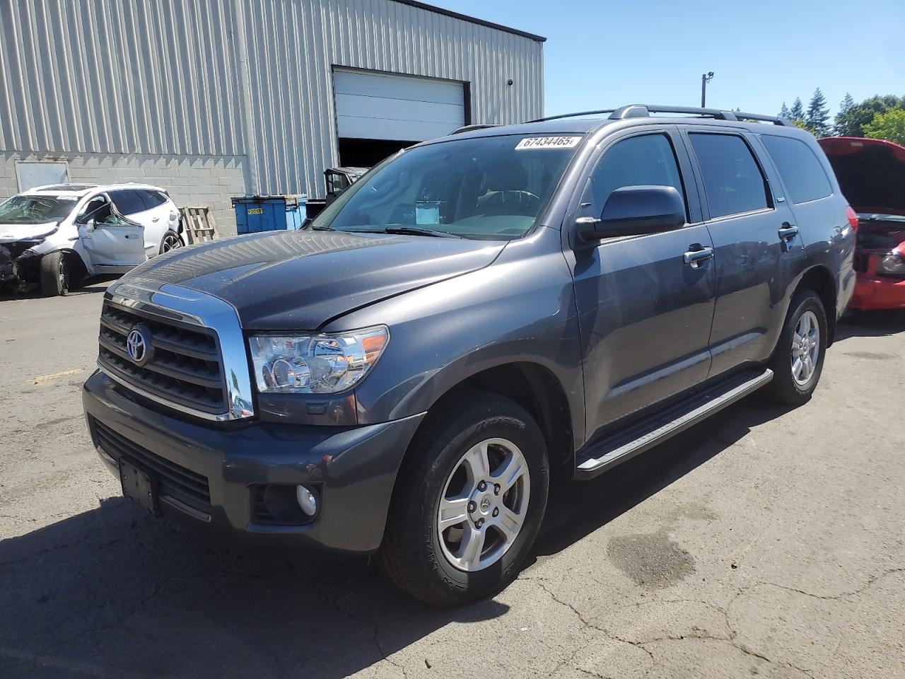 TOYOTA SEQUOIA SR 2016