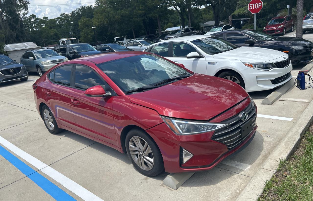 HYUNDAI ELANTRA SE 2019
