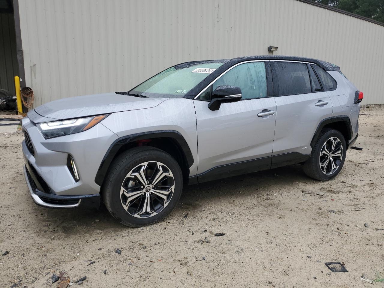 TOYOTA RAV4 XSE 2025