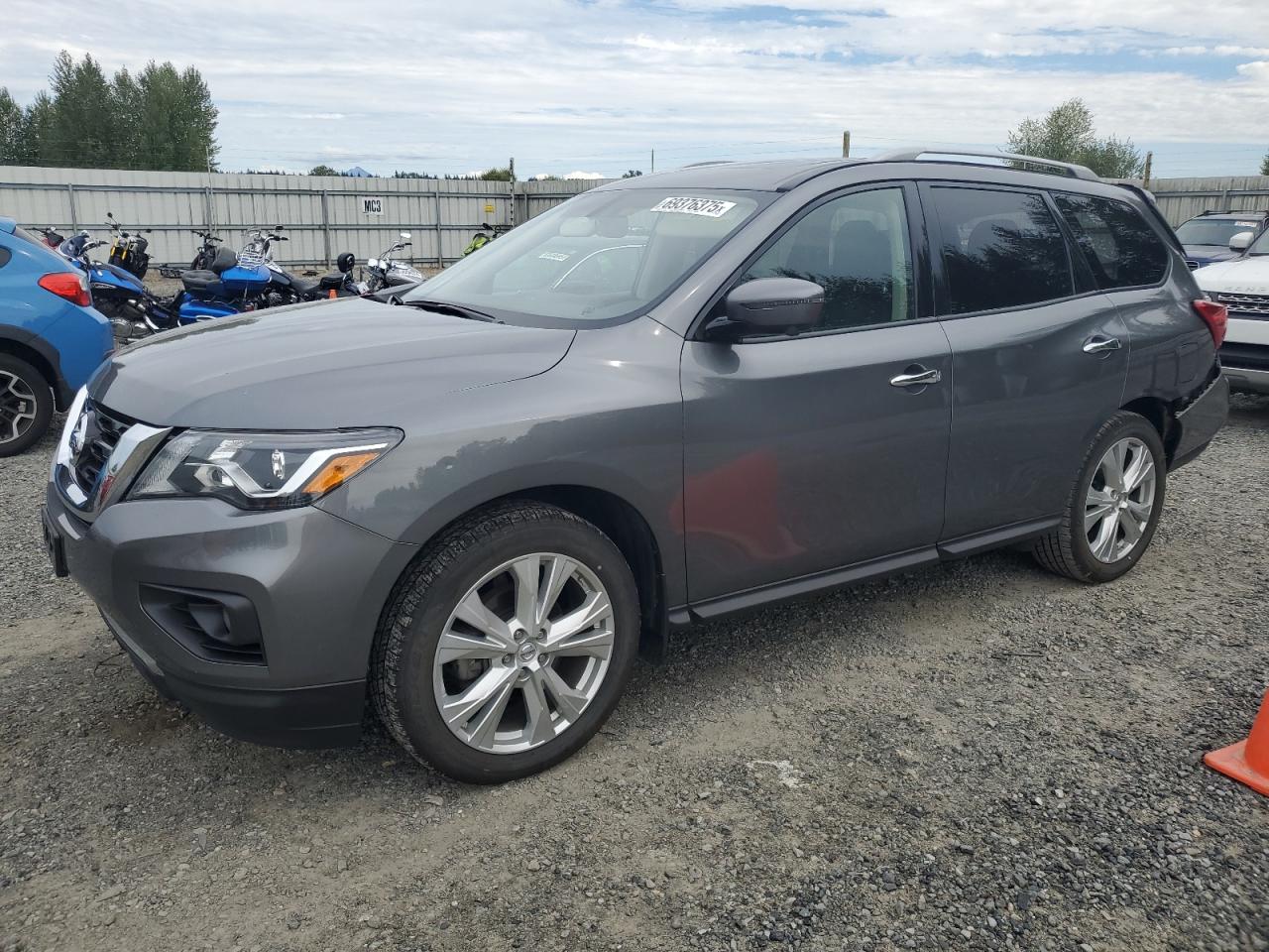NISSAN PATHFINDER 2019