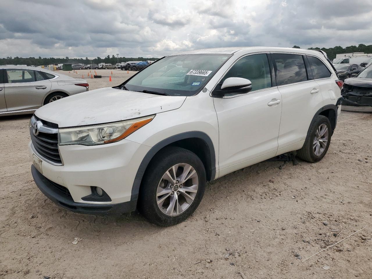 TOYOTA HIGHLANDER 2016