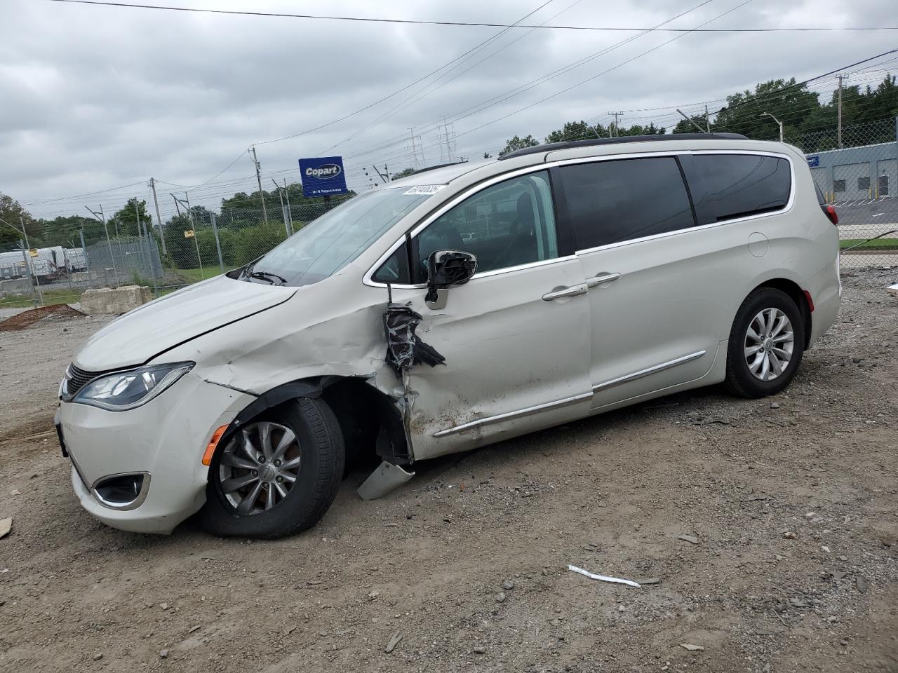 CHRYSLER PACIFICA T 2017