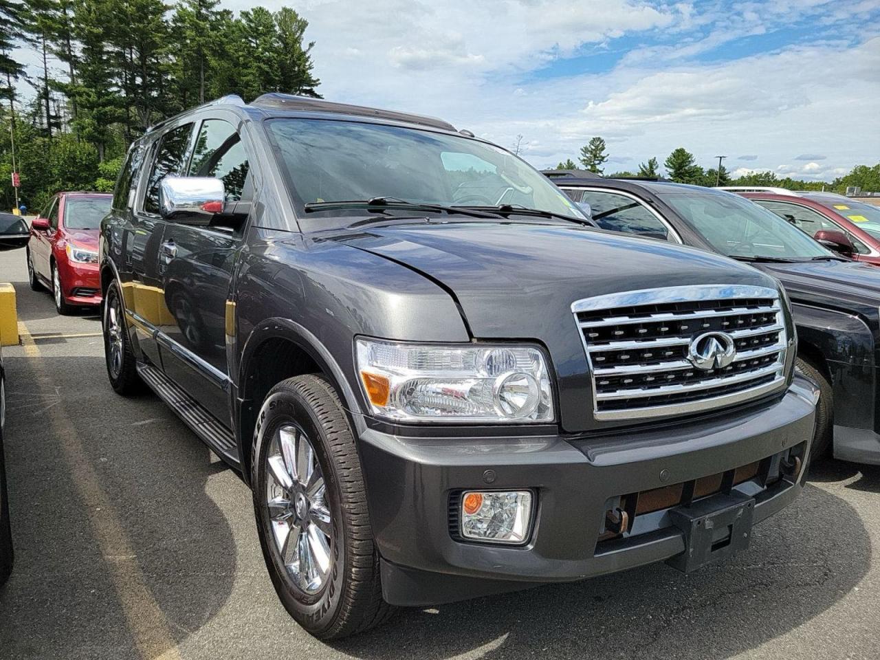 INFINITI QX56 2010
