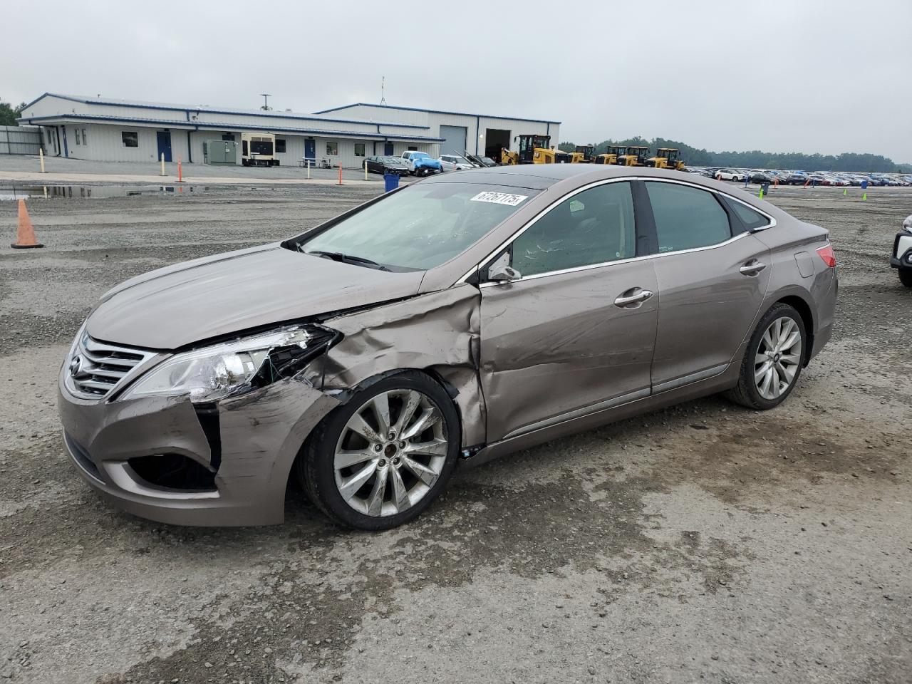 HYUNDAI AZERA GLS 2013