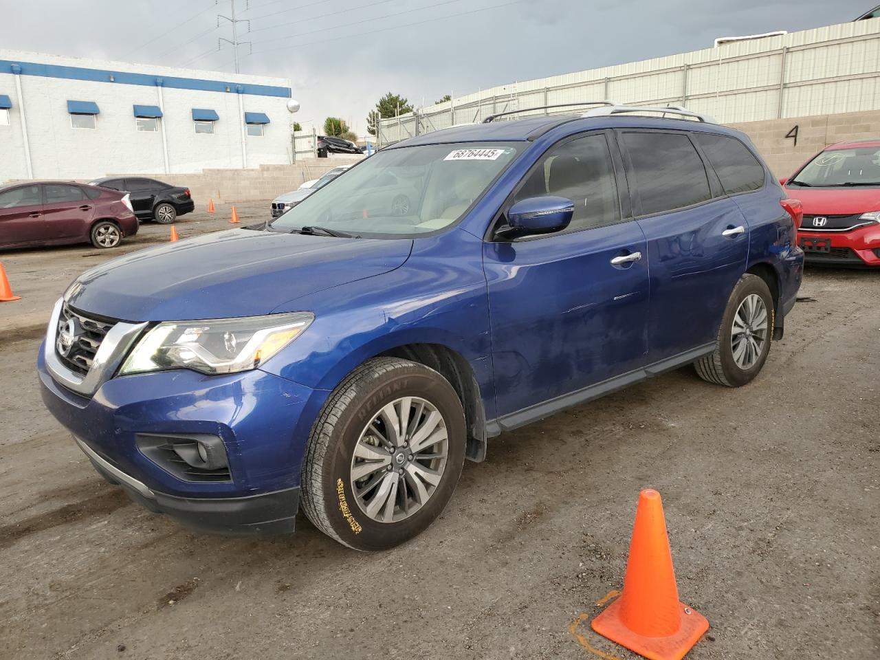 NISSAN PATHFINDER 2017