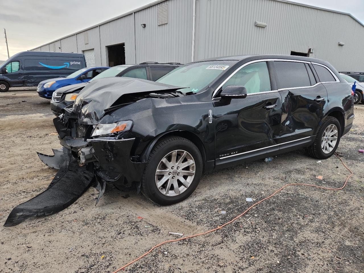 LINCOLN MKT 2015