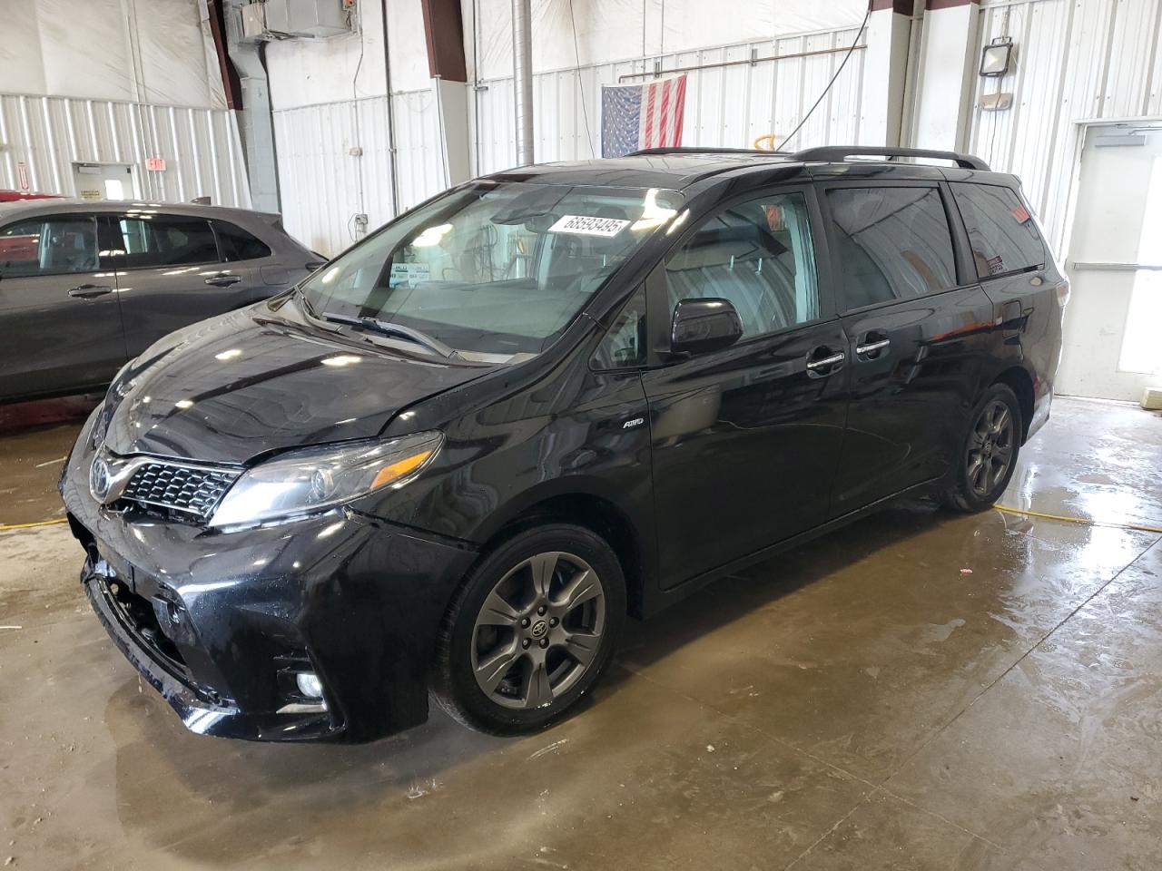 TOYOTA SIENNA SE 2020