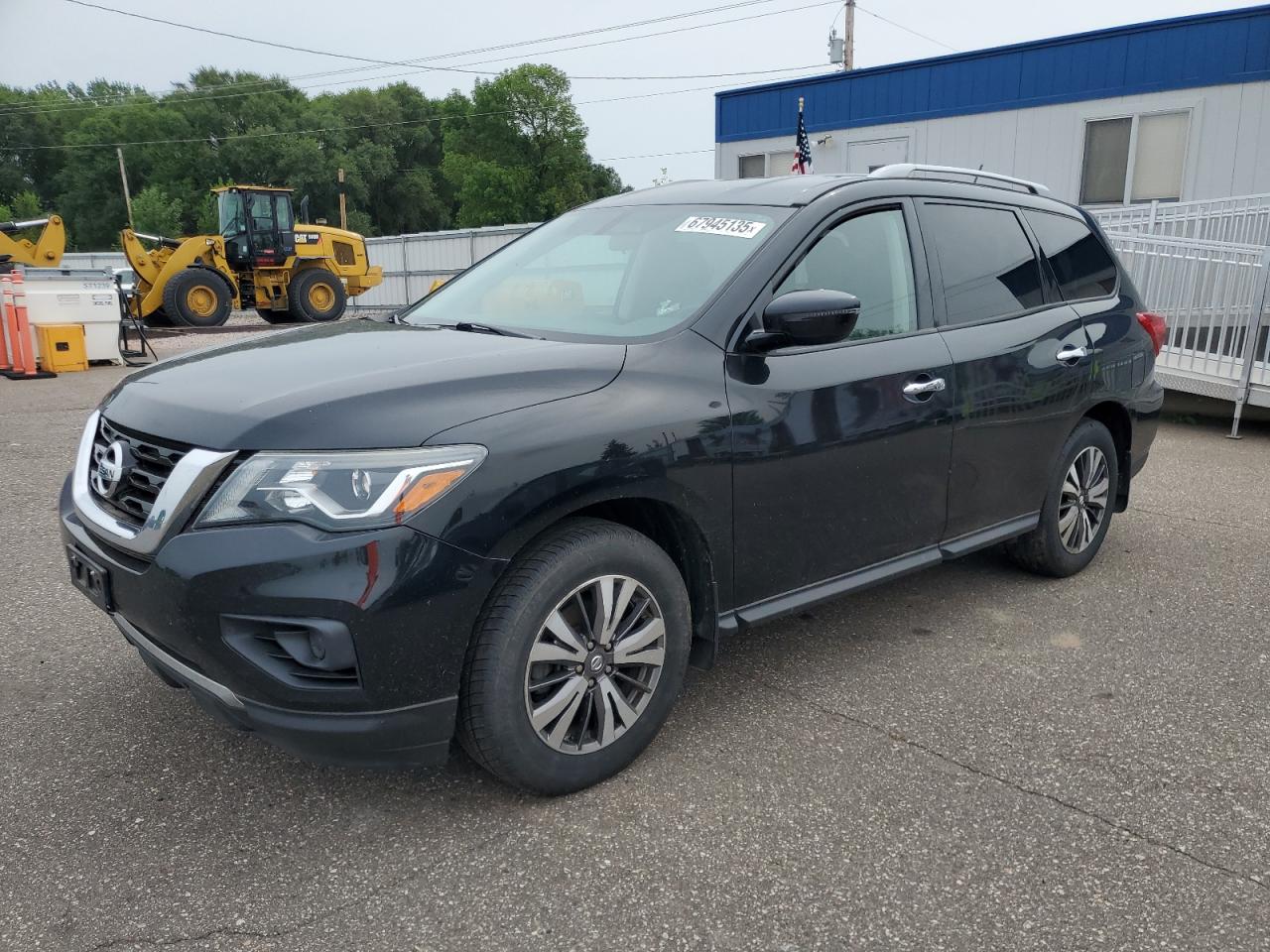 NISSAN PATHFINDER 2017