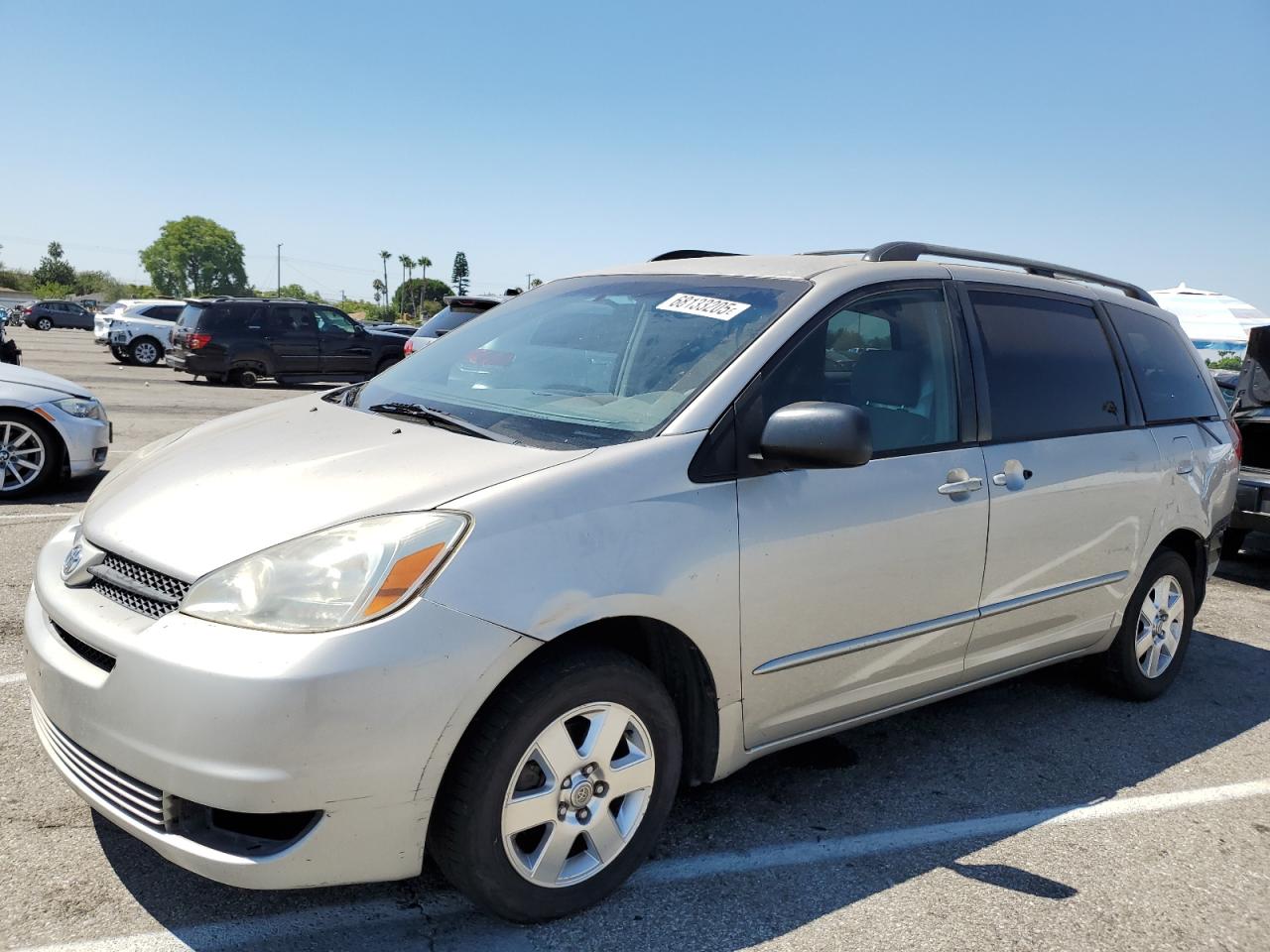 TOYOTA SIENNA CE 2005