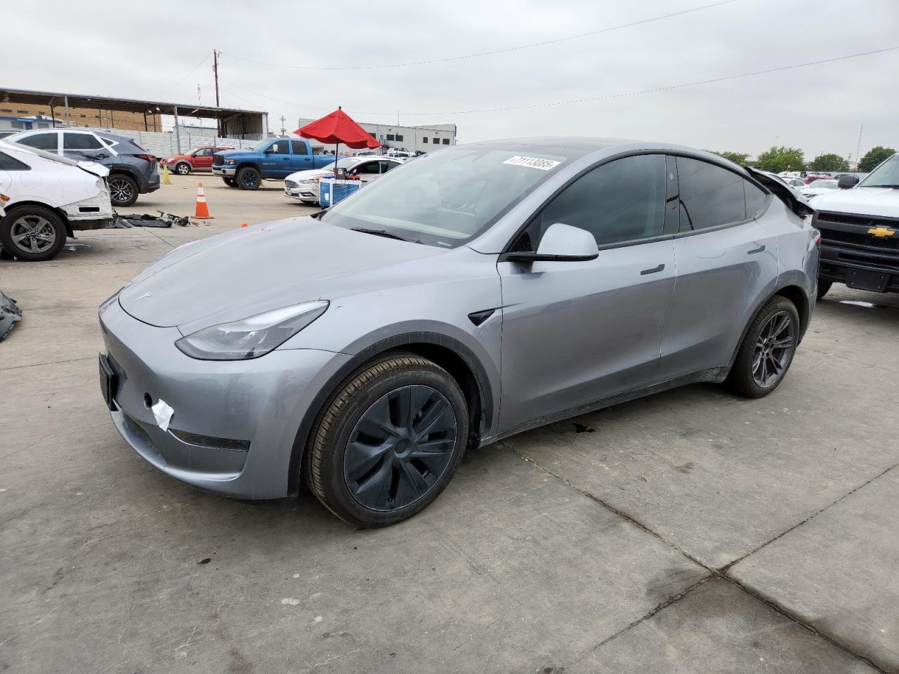 TESLA MODEL Y 2025