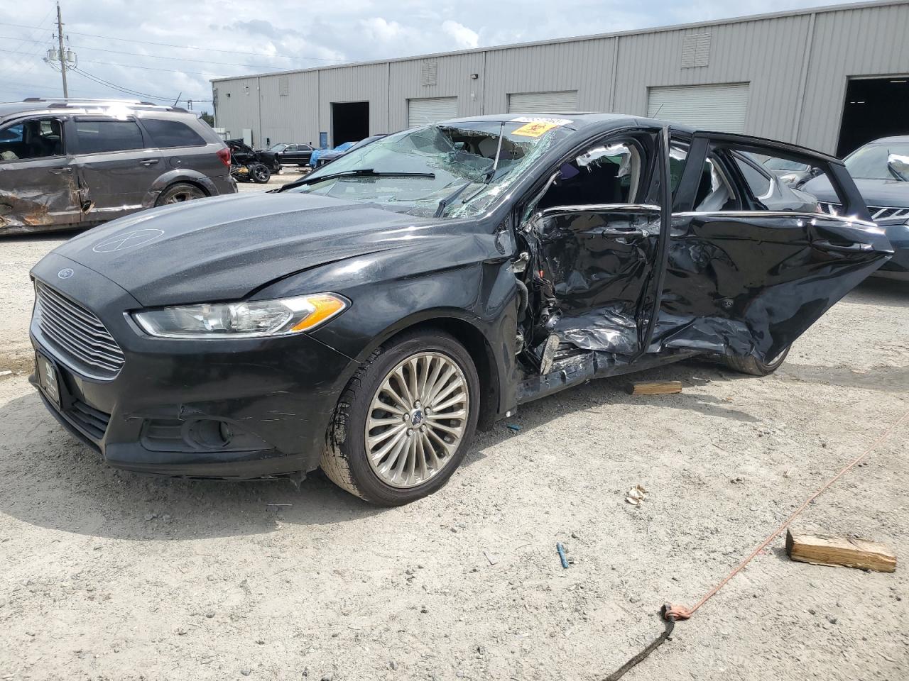 FORD FUSION 2016