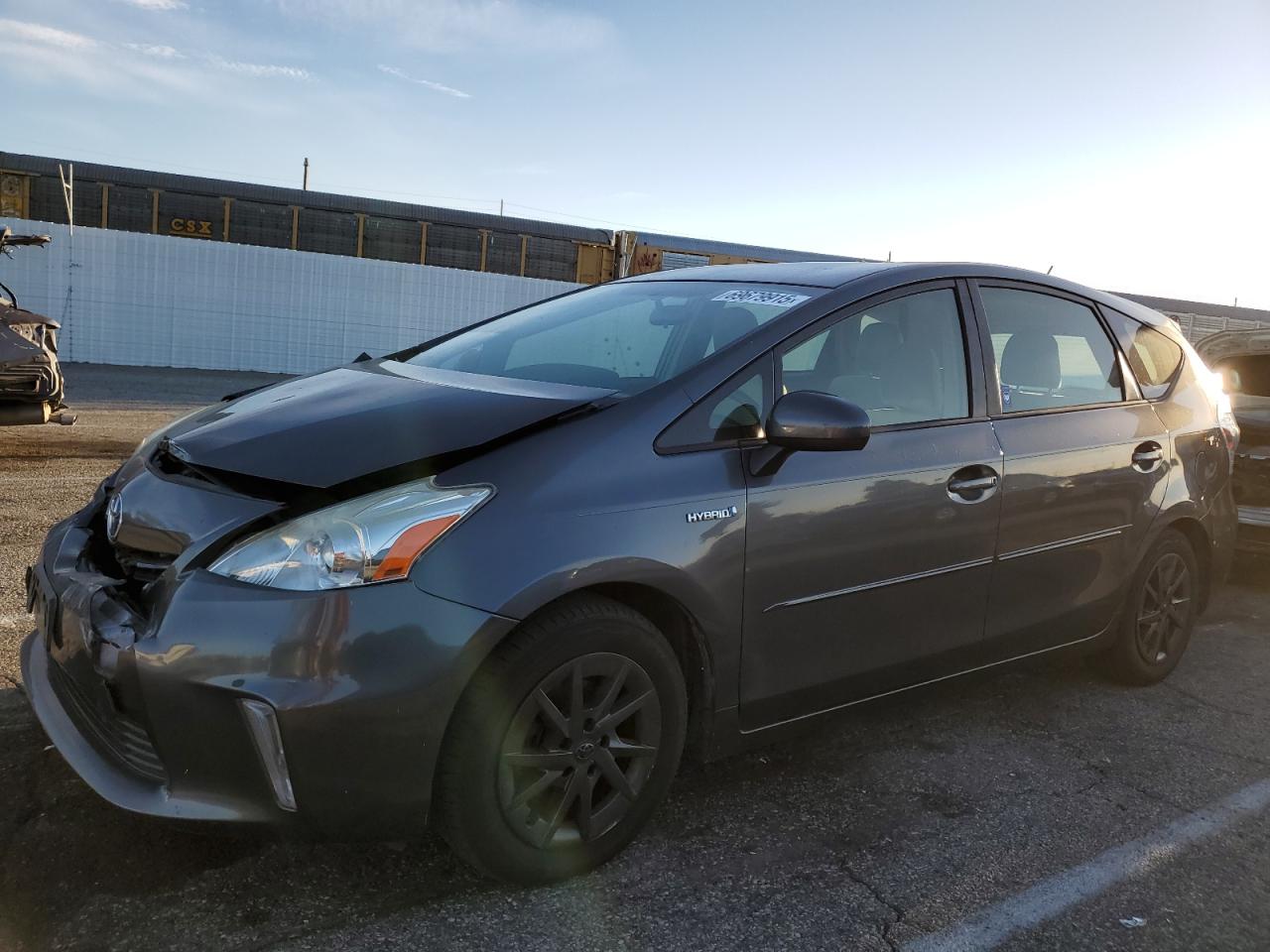 TOYOTA PRIUS V 2014
