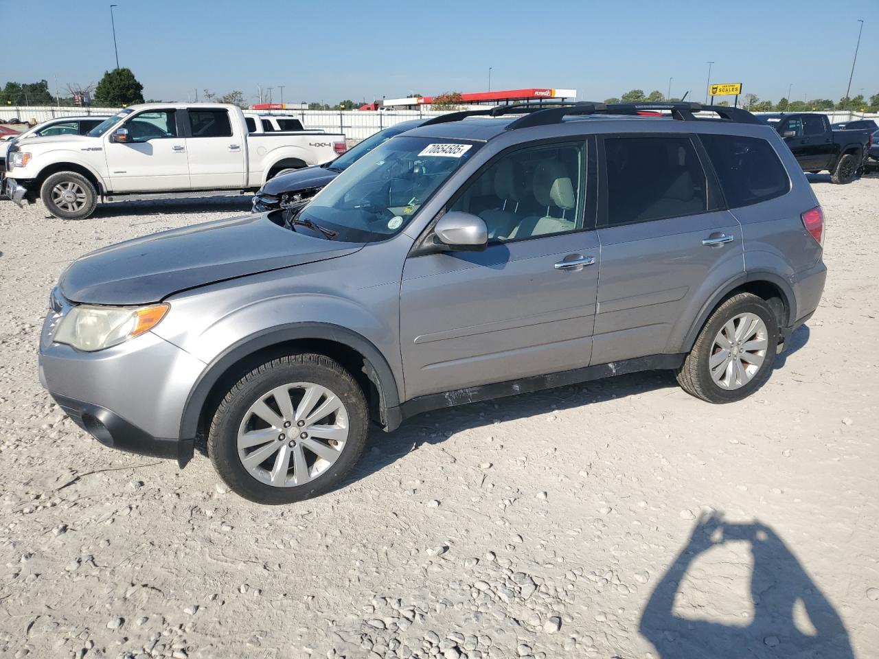 SUBARU FORESTER 2 2011