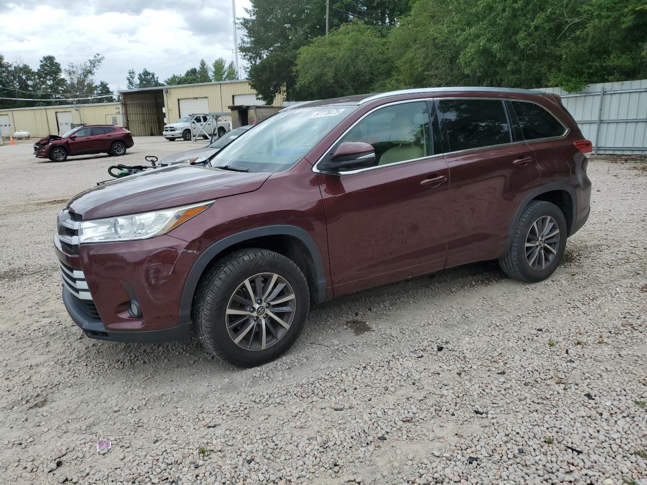TOYOTA HIGHLANDER 2017